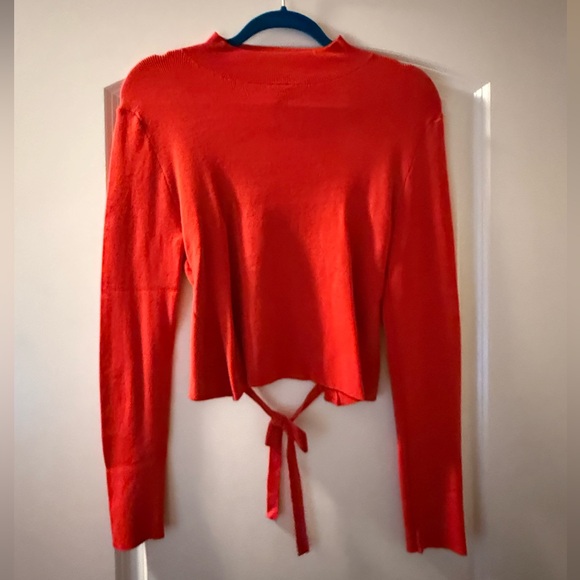 H&M Tops - H&M Red Long-Sleeve Open-Back Knit Top